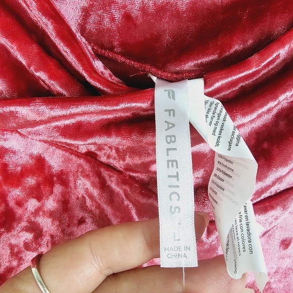 Fabletics High-Waisted Crushed Velour Crossover Leggings NWT Large Tall - Picture 11 of 15